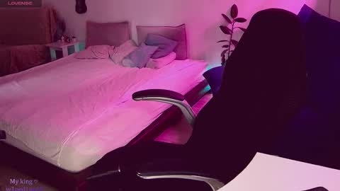 Nessa Greyrat   if u like me tip 25 tk and put  online show from September 20, 8:50 am