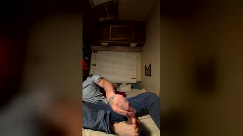 lil_peniz online show from March 25, 10:44 am