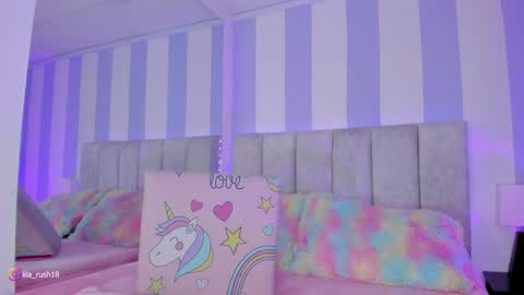 Snapshot of lila_rush_ chatting on February 4, 11:27 pm Lila  online show from February 4, 11:27 pm