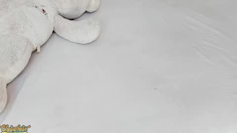 lila bailey  online show from October 6, 7:42 pm