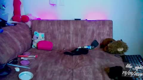 Jen online show from September 19, 12:31 pm