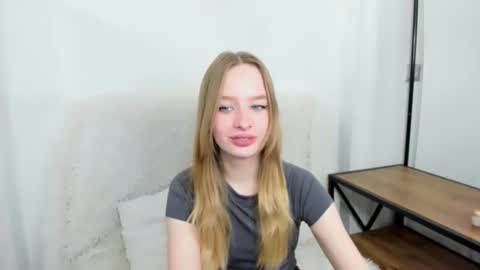 LiliaDesire online show from January 24, 9:17 am