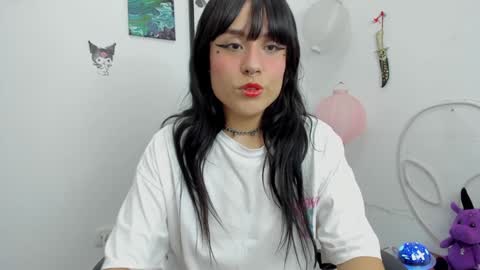 Lila 3 online show from January 30, 4:06 am