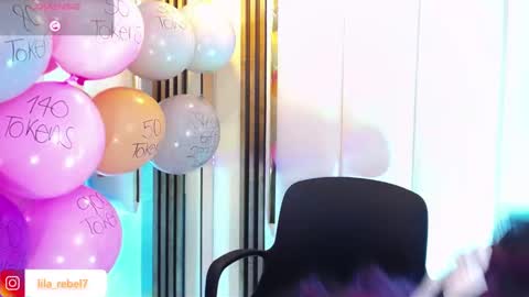 Lila online show from December 13, 4:54 am