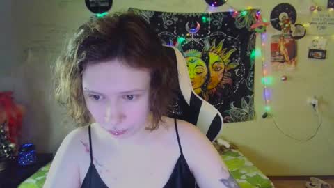 Lil online show from January 6, 10:41 am