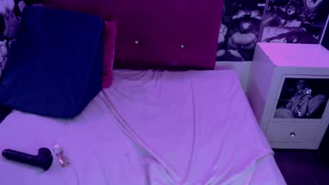 liliana online show from March 26, 3:01 am