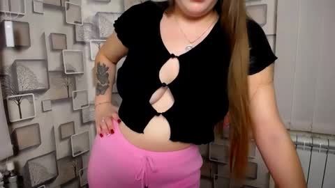 Snapshot of lilianalips chatting on October 7, 12:45 pm Liliana online show from October 7, 12:45 pm