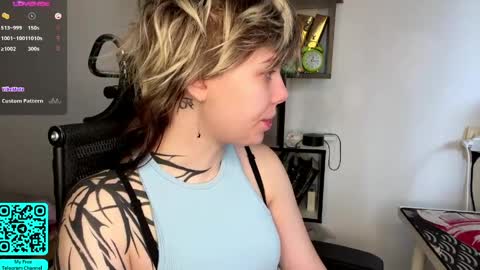 Lilian online show from April 5, 8:55 am