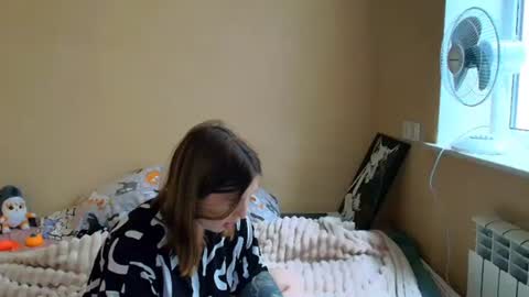 Snapshot of liliawoolf chatting on October 7, 10:44 am liliawoolf online show from October 7, 10:44 am
