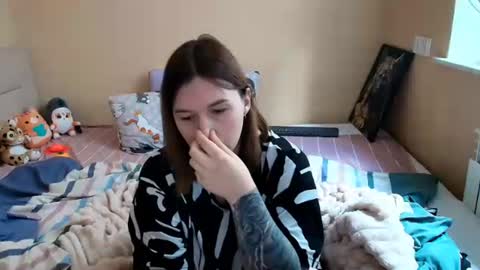 Snapshot of liliawoolf chatting on October 10, 12:55 pm liliawoolf online show from October 10, 12:55 pm