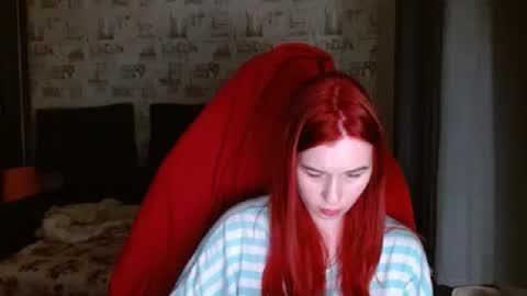 Snapshot of liliawoolf chatting on February 24, 7:09 pm liliawoolf online show from February 24, 7:09 pm