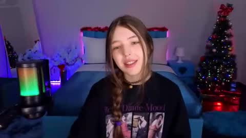 Lili Bakery online show from January 16, 2:42 am