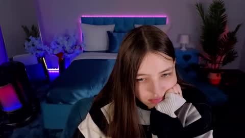 Lili Bakery online show from February 7, 3:20 am