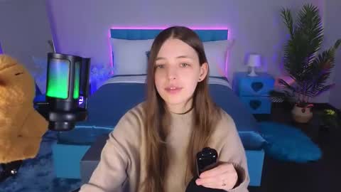 Lili Bakery online show from October 6, 2:29 am