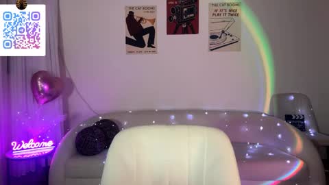 Lina online show from May 8, 10:37 pm