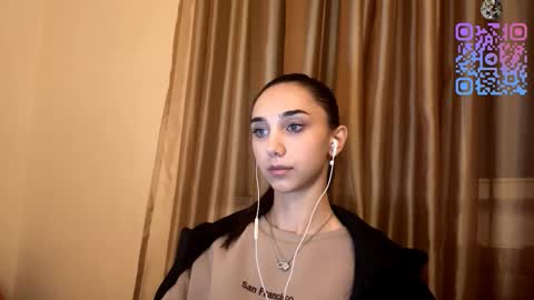 Snapshot of lilihalvorsen chatting on October 16, 11:14 pm Lina online show from October 16, 11:14 pm