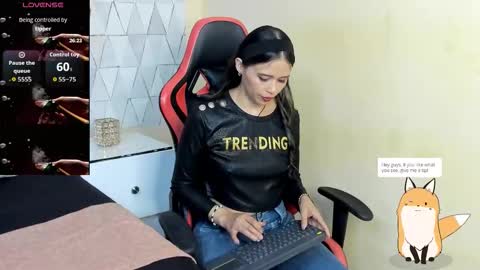 LilyJensen online show from November 26, 8:16 pm