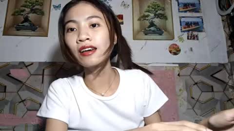 Evelyn online show from June 2, 4:09 pm
