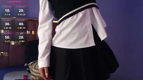 lilimini online show from November 1, 7:57 pm