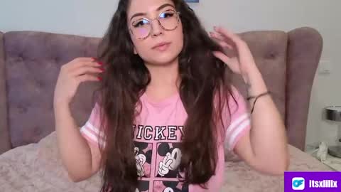 Lili   Lyx online show from June 2, 7:27 pm