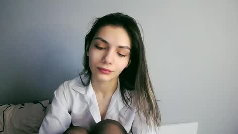 Snapshot of lilirose_x chatting on February 18, 2:06 pm lilirose online show from February 18, 2:06 pm