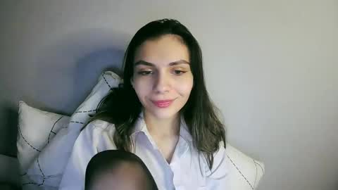 Snapshot of lilirose_x chatting on February 28, 6:52 pm lilirose online show from February 28, 6:52 pm