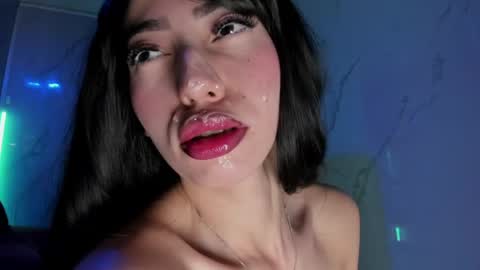 lilith cooper20 online show from April 16, 4:45 am