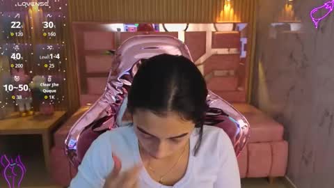 Snapshot of lilith_petit_sub chatting on September 20, 4:04 am Lilith online show from September 20, 4:04 am