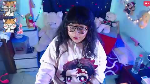 lilith_tyler online show from May 12, 9:40 am