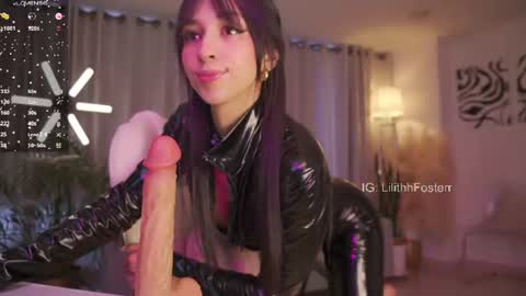 Lili  online show from June 30, 8:29 pm