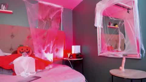 lilithmuller_ online show from October 15, 12:17 pm