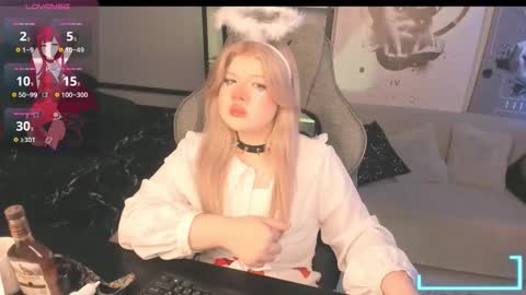 LilithNelson online show from November 1, 12:11 am