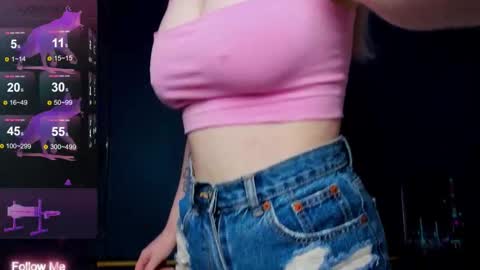 lillie_berry online show from March 27, 5:02 am