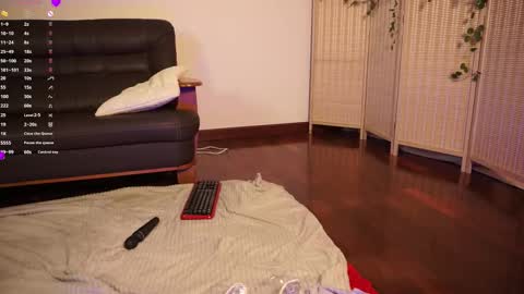 Lilly online show from November 6, 2:36 am