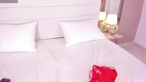 Lizeth follow me in my igimlilycute 3 online show from February 14, 4:37 am