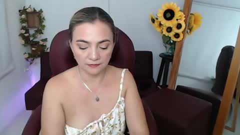 Lilly online show from July 1, 4:04 pm