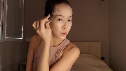 lilly online show from February 24, 5:10 am