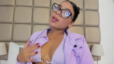 Lilly  online show from May 25, 4:07 am