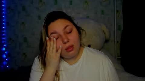 lillyhaigh online show from June 11, 7:45 pm
