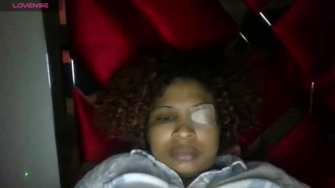 lilotoronto online show from October 12, 8:43 pm