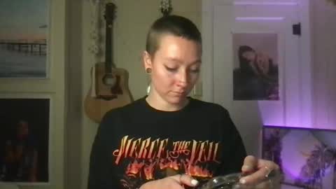 Lilpeachykeenn online show from December 25, 3:50 am