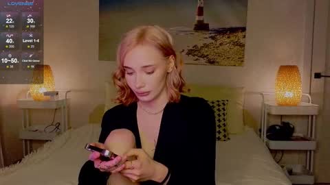 Jesse and Grace online show from March 8, 12:33 am