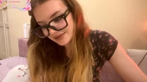 Lily online show from May 8, 5:51 pm