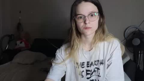 lily_and_jake online show from November 21, 7:06 am