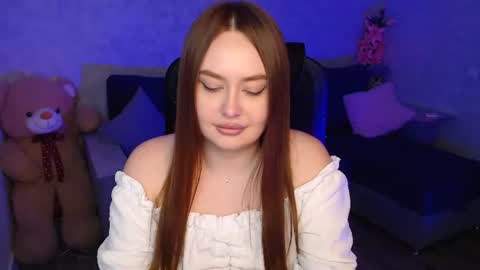 lily_baker_ online show from February 19, 6:18 pm