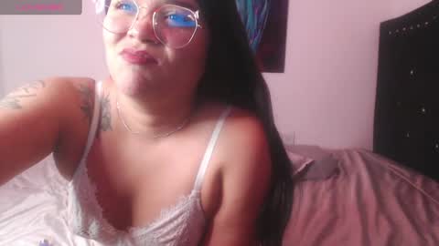 Lily  online show from February 6, 10:32 pm