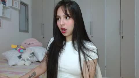 Lirio         online show from January 7, 7:52 am