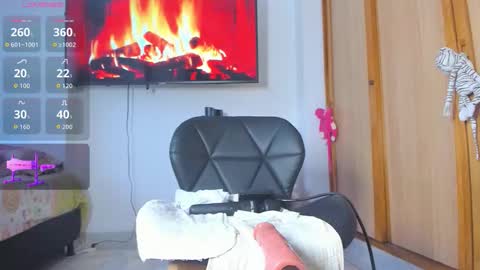   online show from February 25, 7:17 pm