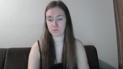 lily_love_x online show from March 12, 4:41 am