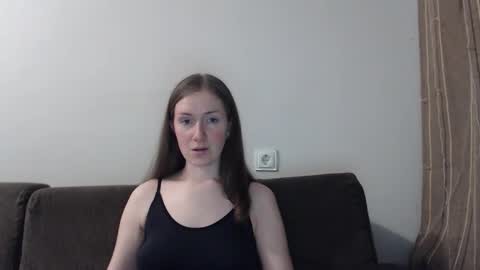 lily_love_x online show from March 4, 11:46 pm